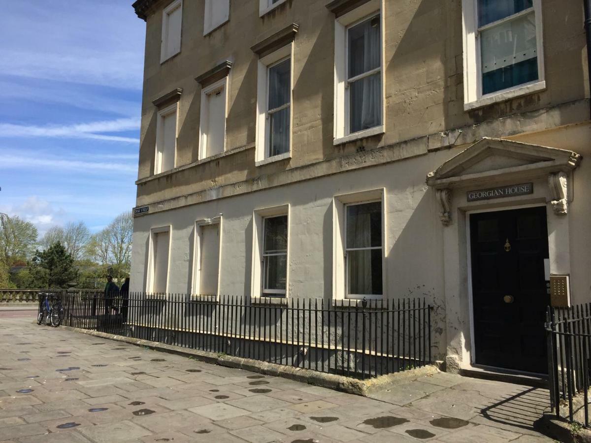 Georgian House - Fantastic Central Apartment With Fabulous Views บาธ ภายนอก รูปภาพ